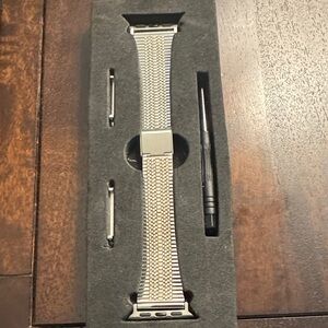 Posh Tech Stainless Steel Apple Watch Band